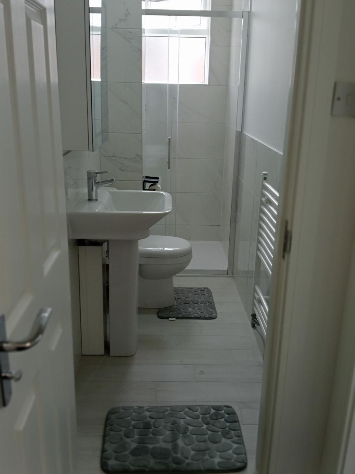 Roovi'S Nest Villa Nottingham Buitenkant foto